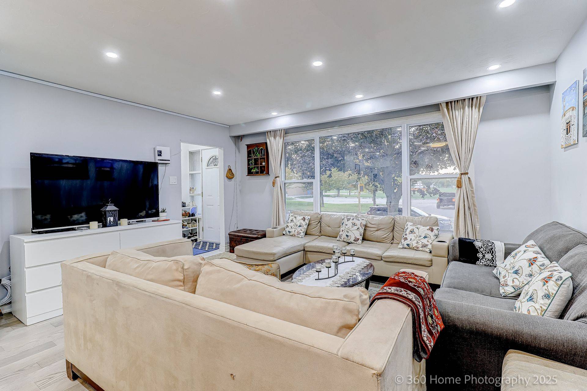 Toronto E10, ON M1E 2E7,35 Waldock ST