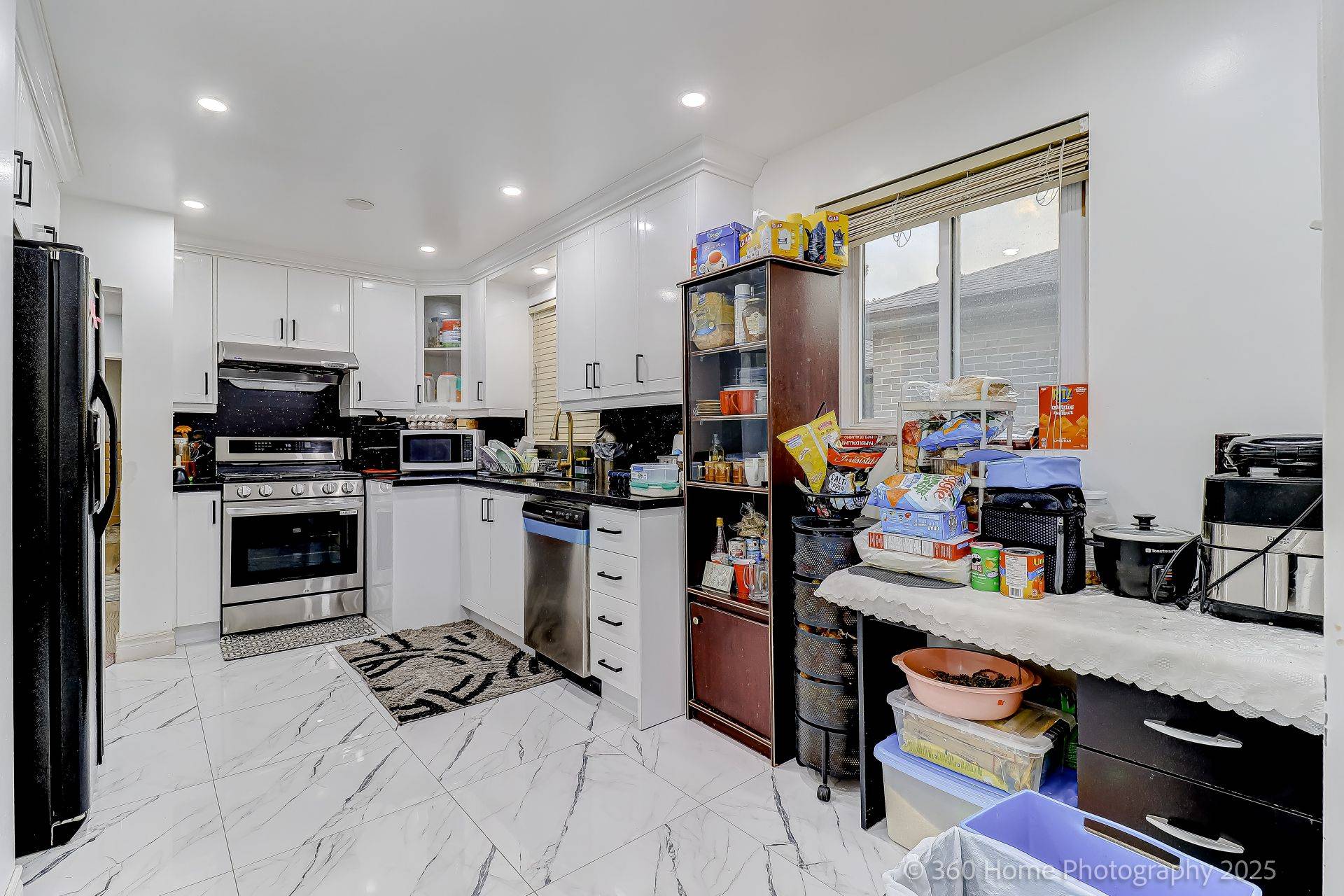 Toronto E10, ON M1E 2E7,35 Waldock ST