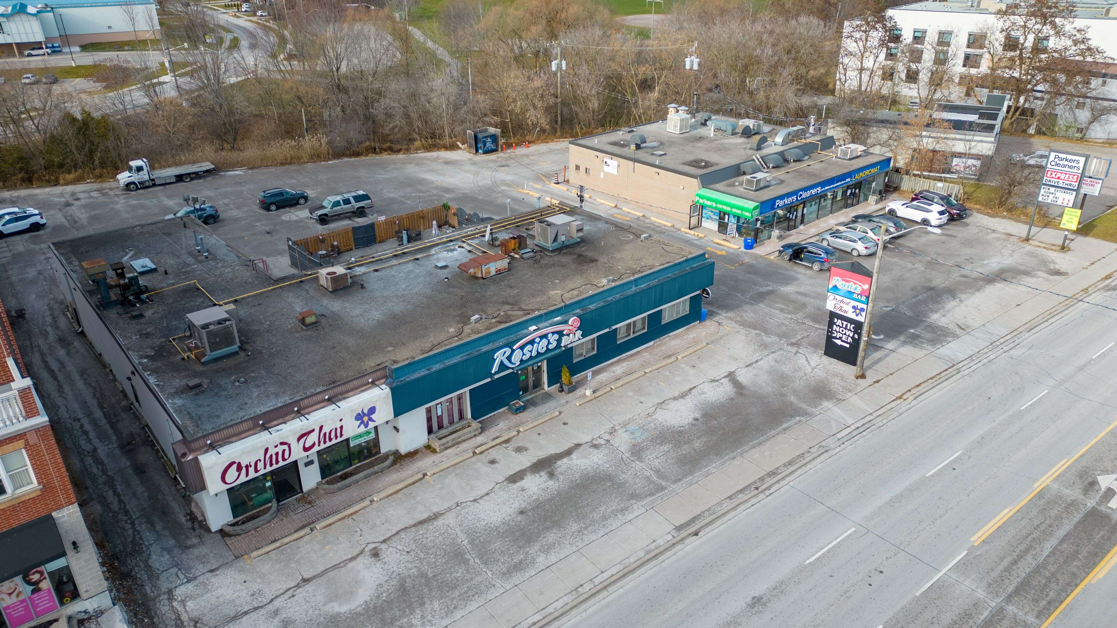 Aurora, ON L4G 1P2,15480 Yonge ST