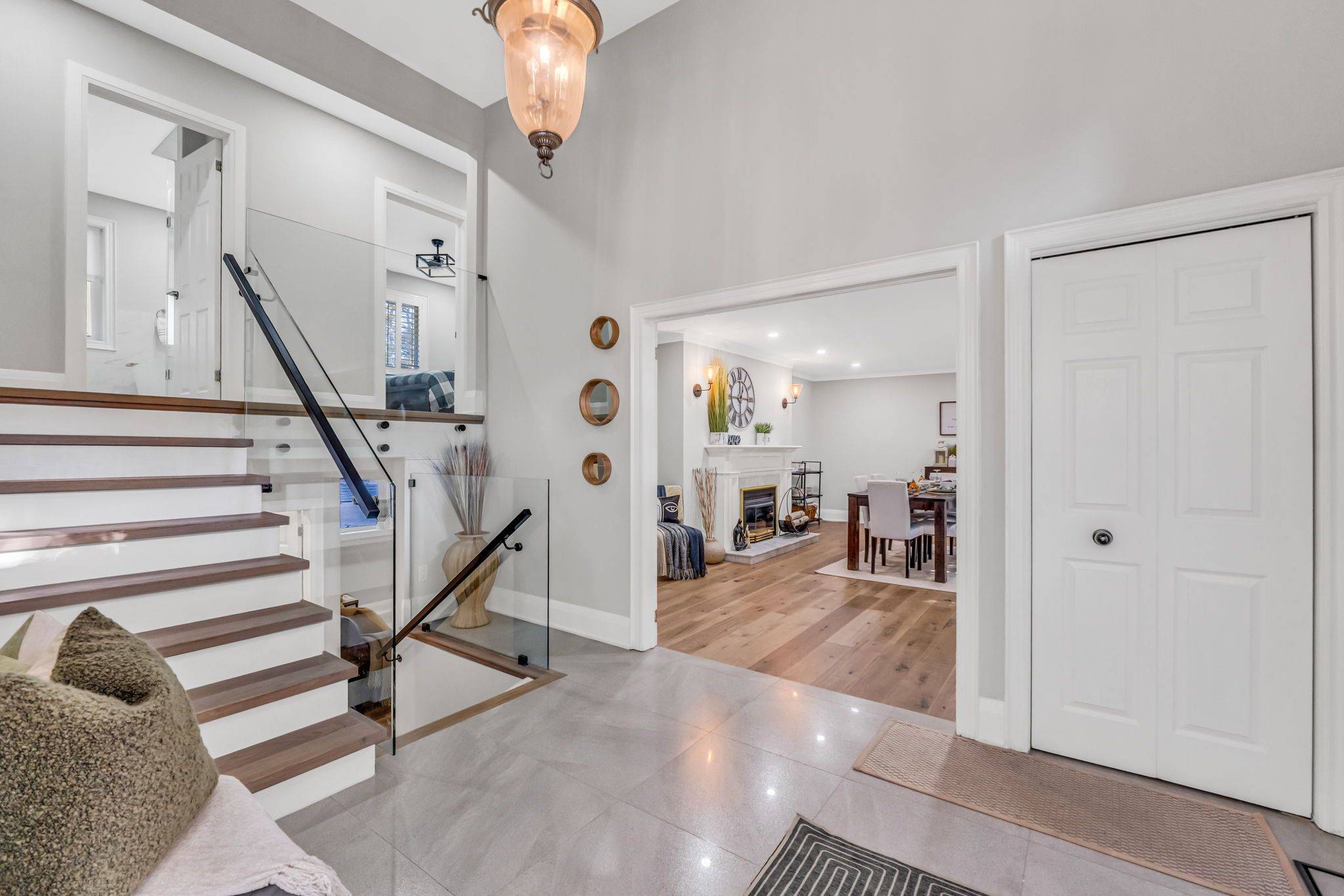 Mississauga, ON L5H 1R6,1049 Indian Rd RD