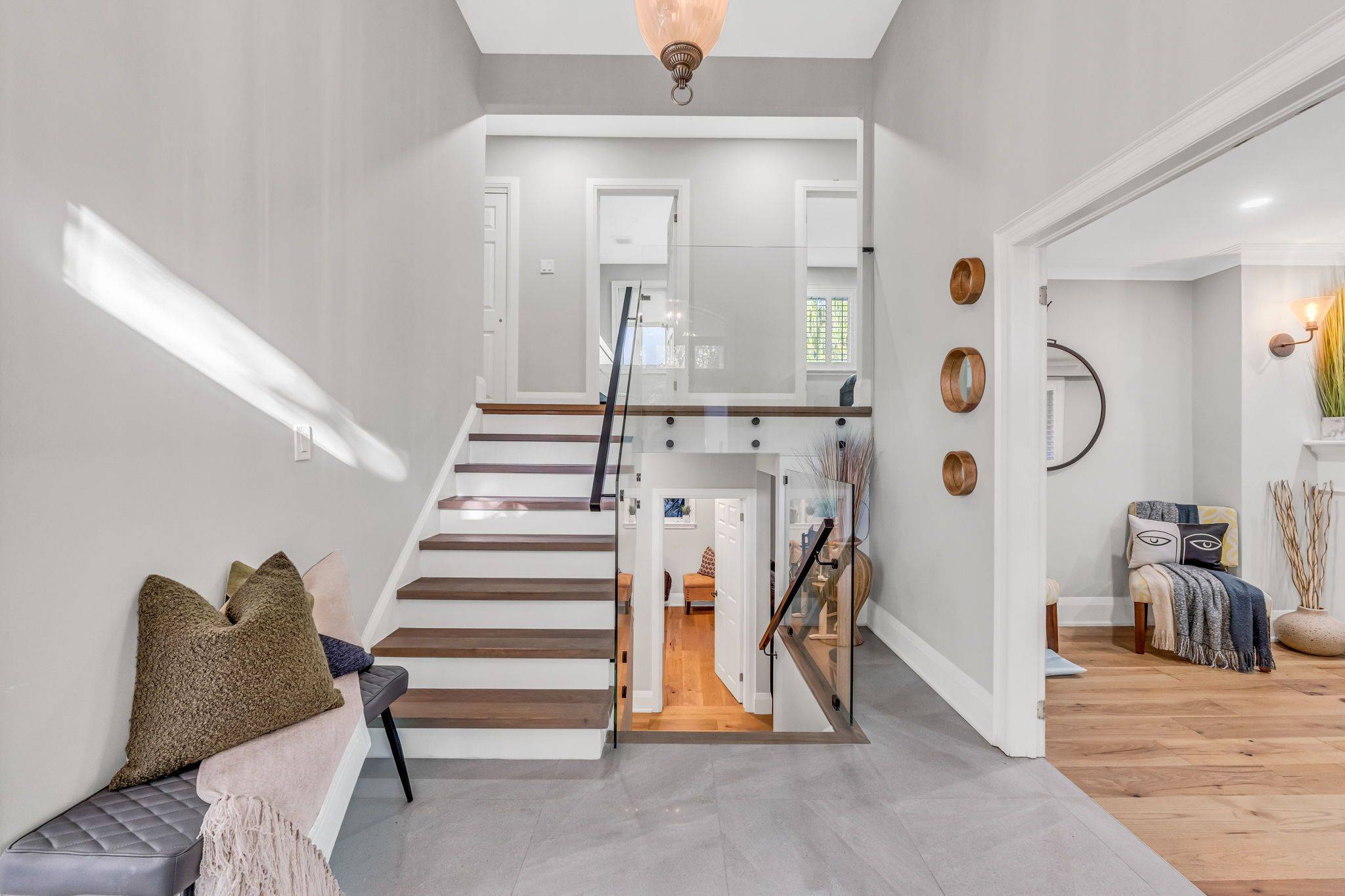 Mississauga, ON L5H 1R6,1049 Indian Rd RD