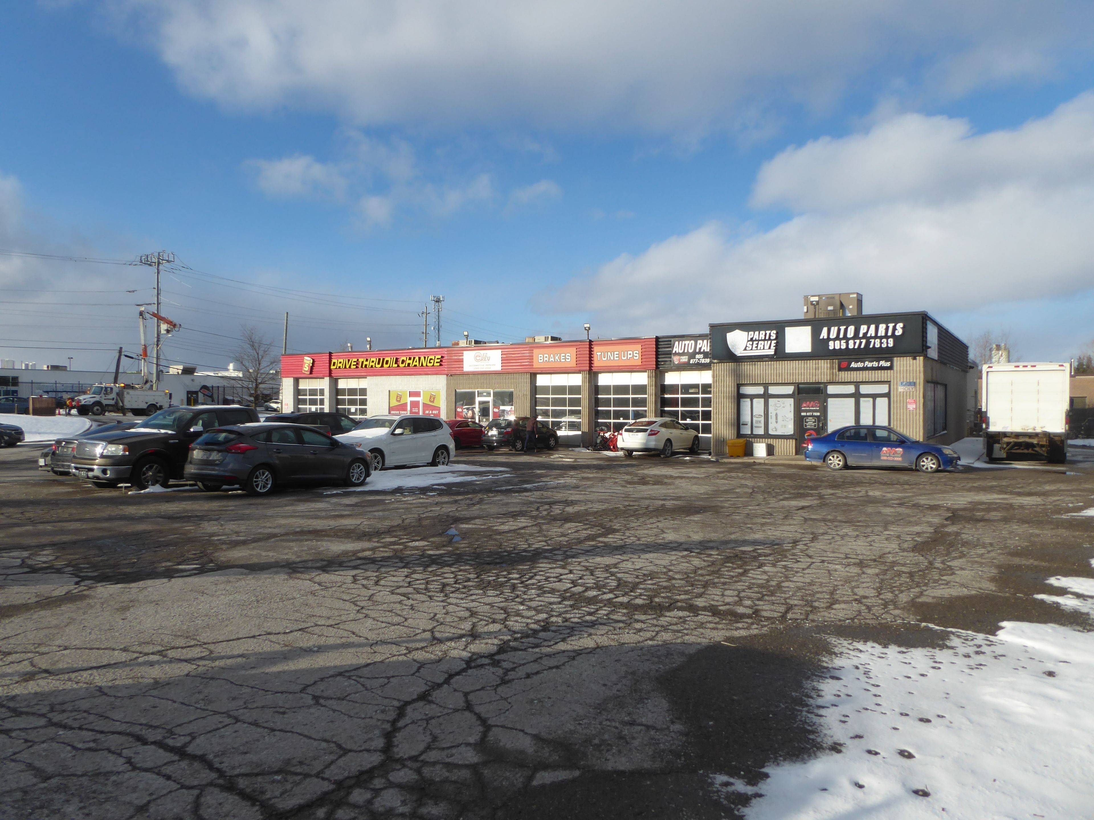 Halton Hills, ON L7G 4B6,341 Guelph ST