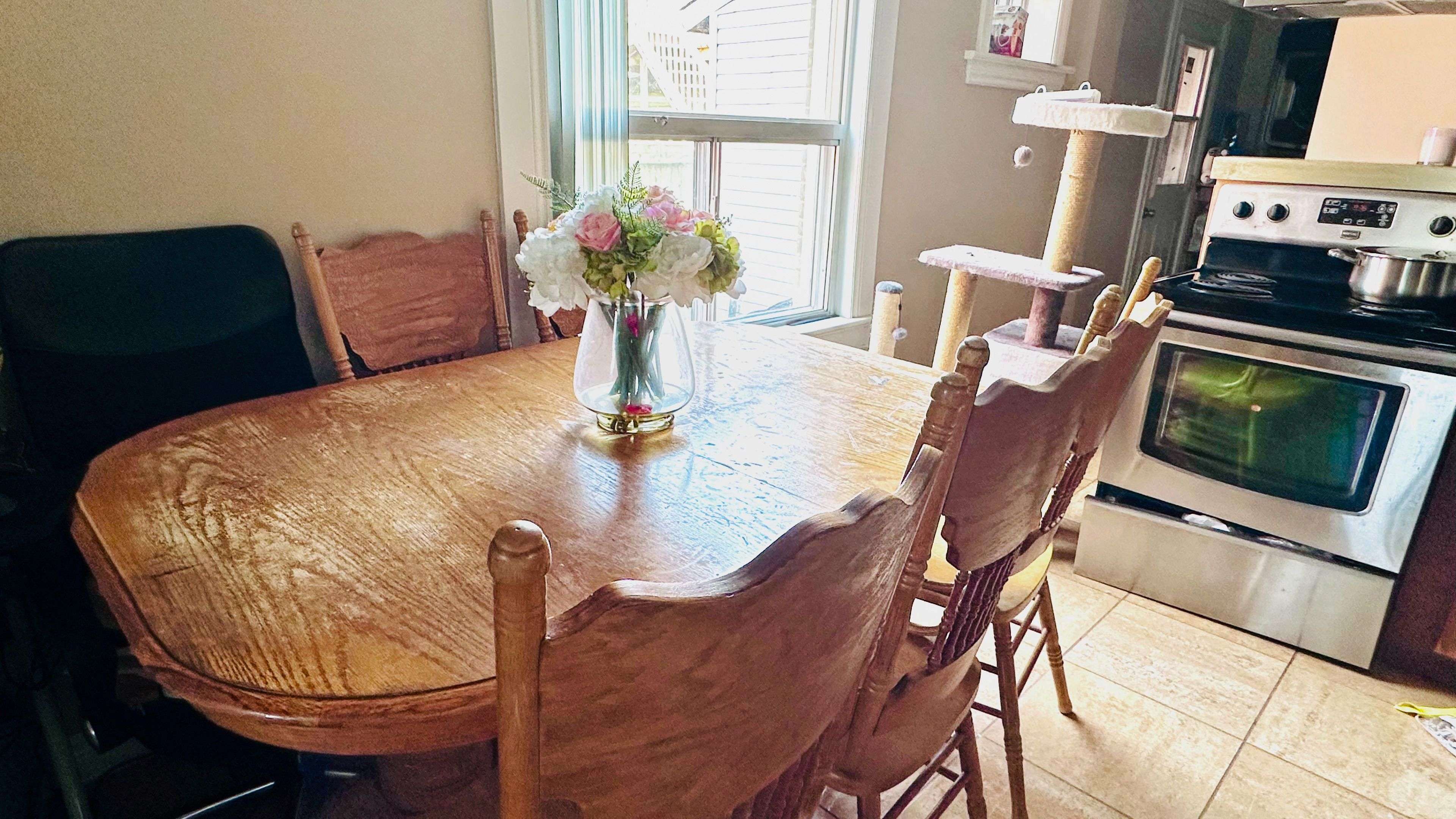 West Centre Town, ON K1R 6S7,139 Eccles ST