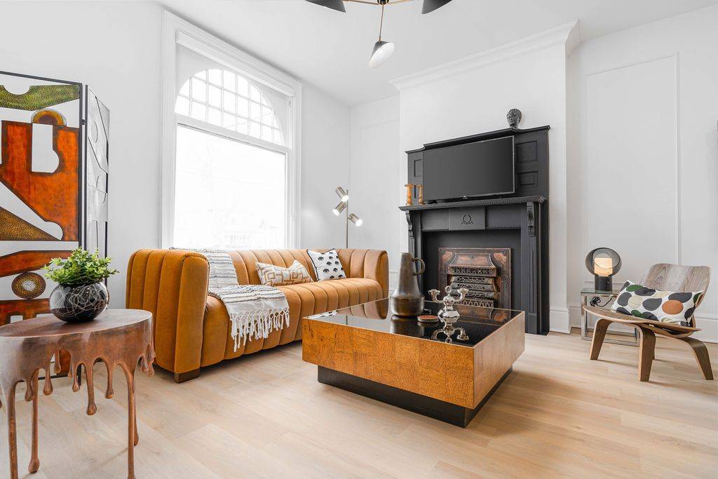 London East, ON N6A 1V4,304 Oxford ST E #1