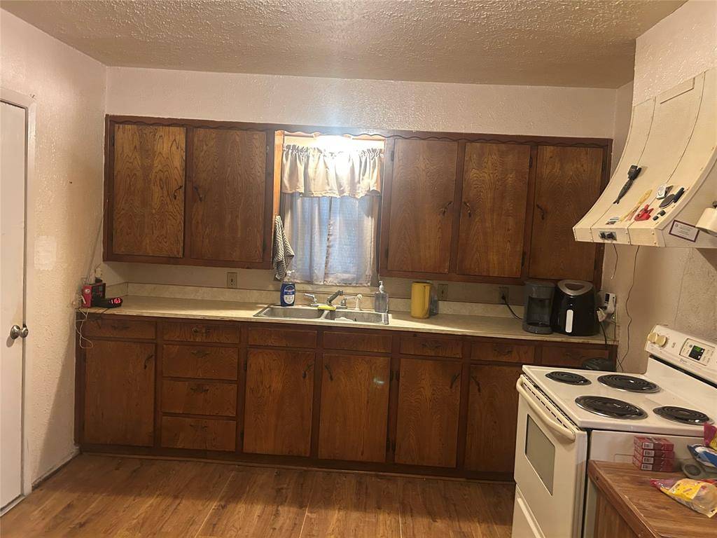 Stephenville, TX 76401,835 W Vanderbilt Street