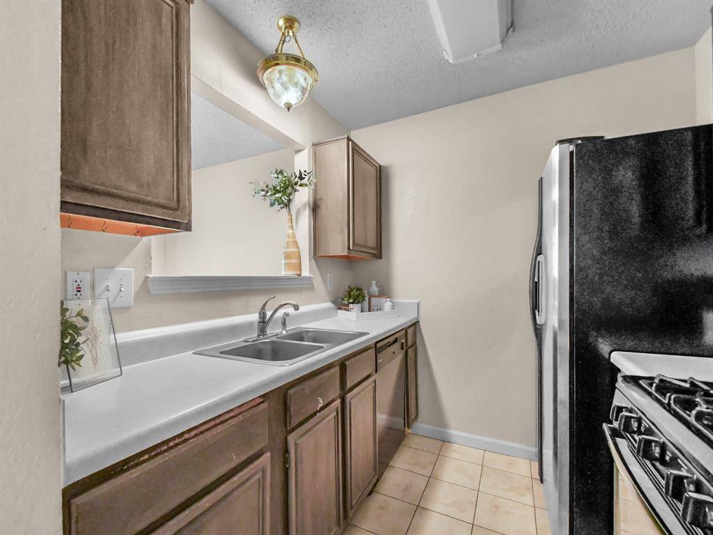 Lewisville, TX 75067,1722 Circle Creek Drive