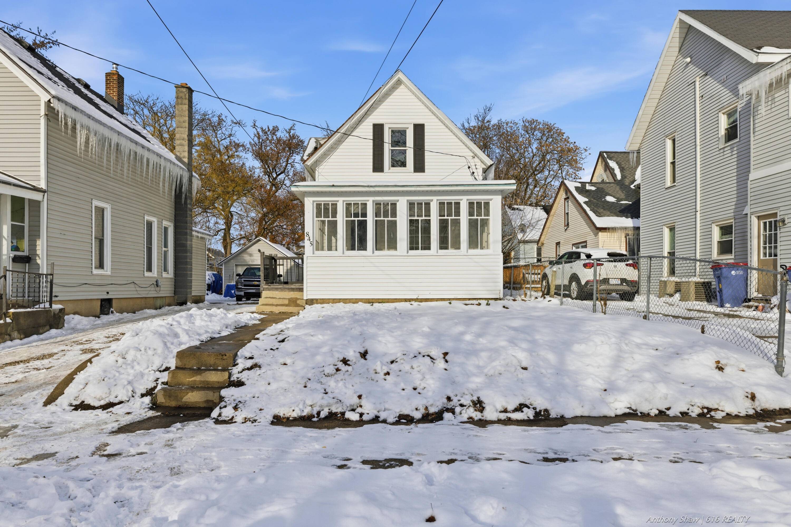 Grand Rapids, MI 49504,845 Park ST SW