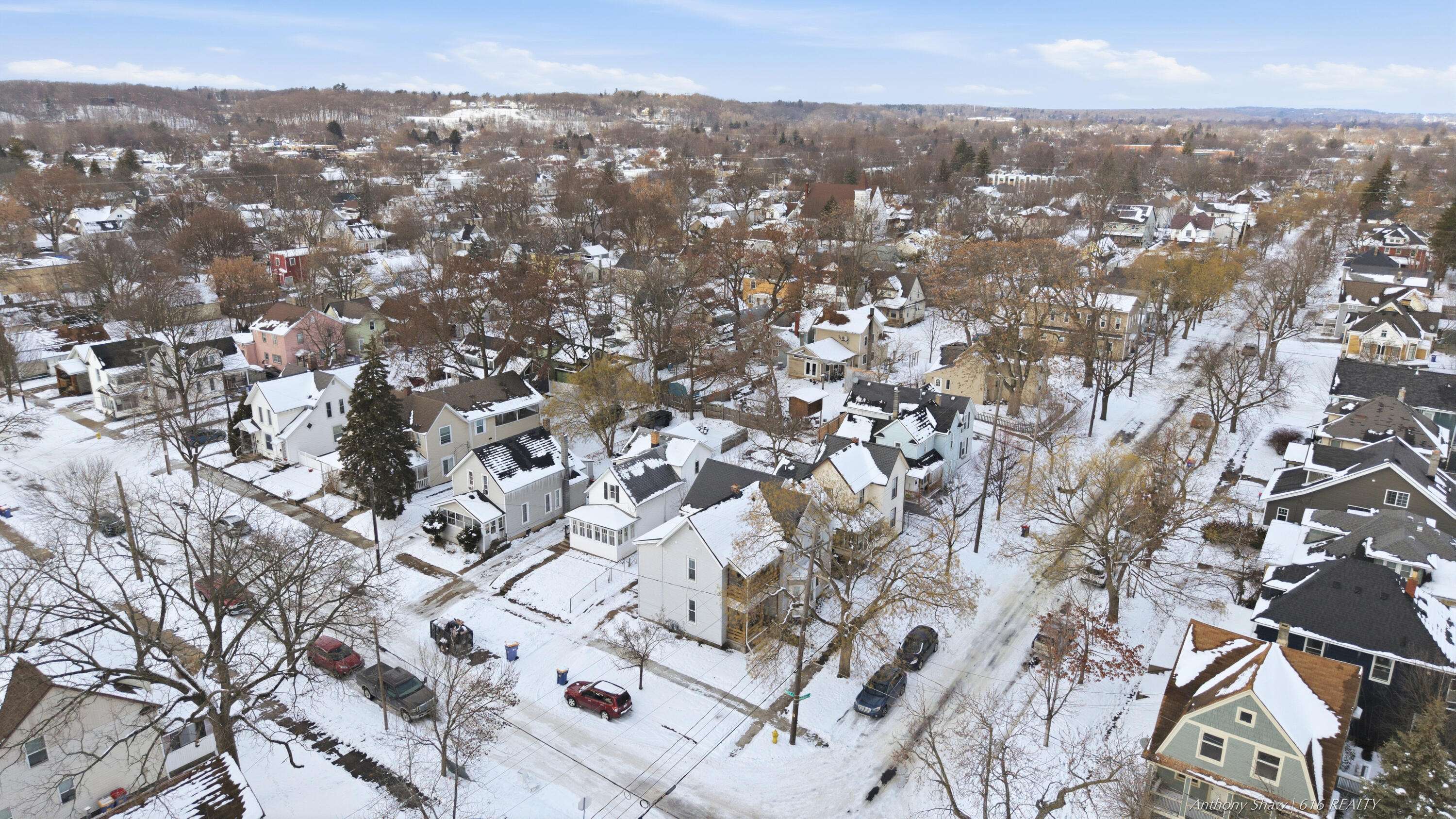 Grand Rapids, MI 49504,845 Park ST SW