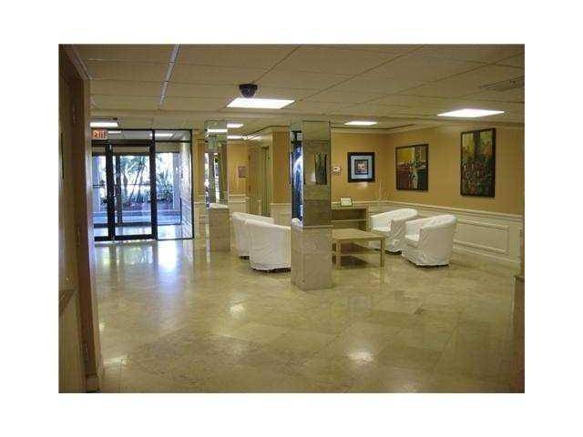 Lauderhill, FL 33319,4164 INVERRARY DR #806