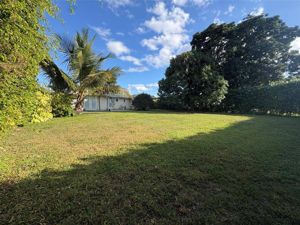 Tamarac, FL 33321,6303 NW 73rd Ave