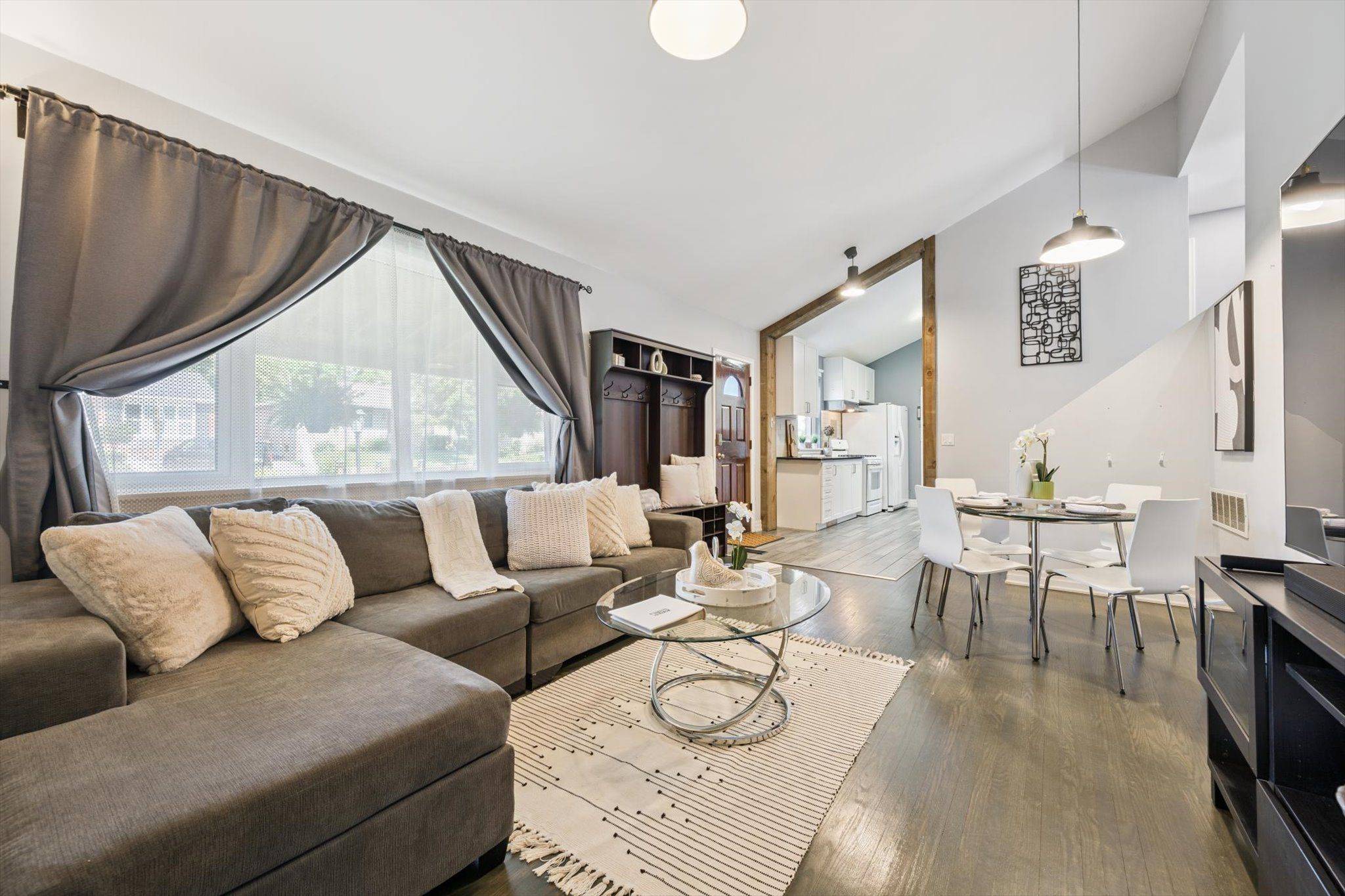 Brampton, ON L6W 1M1,57 Nanwood DR