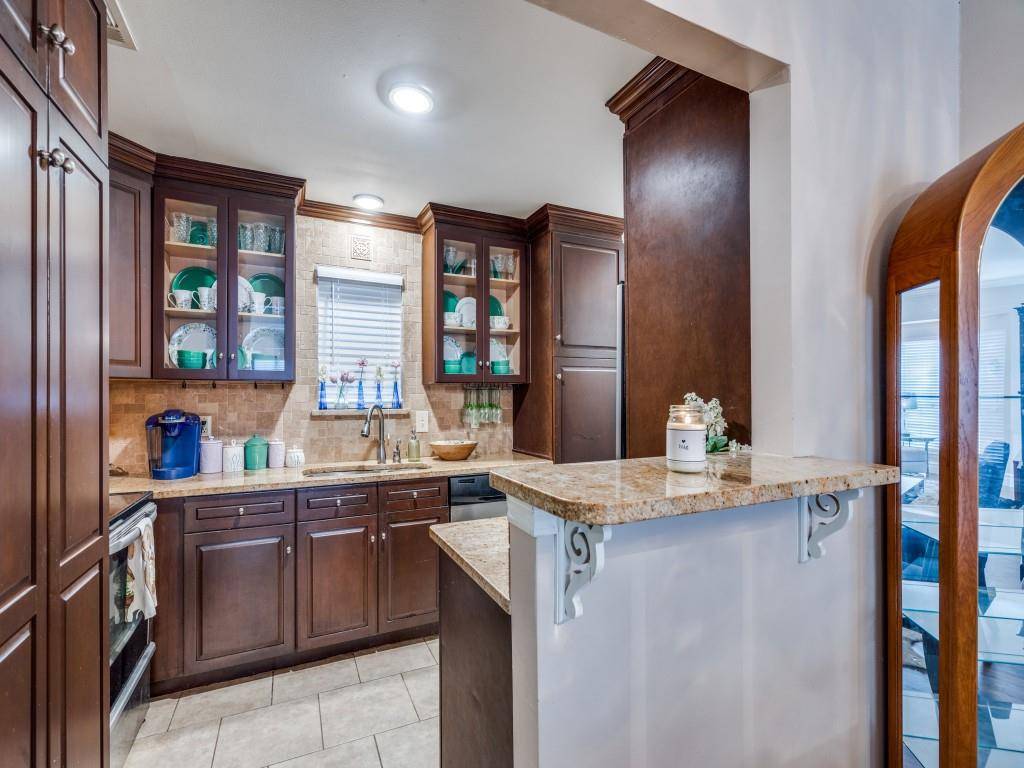 Dallas, TX 75206,6011 E University Boulevard #145