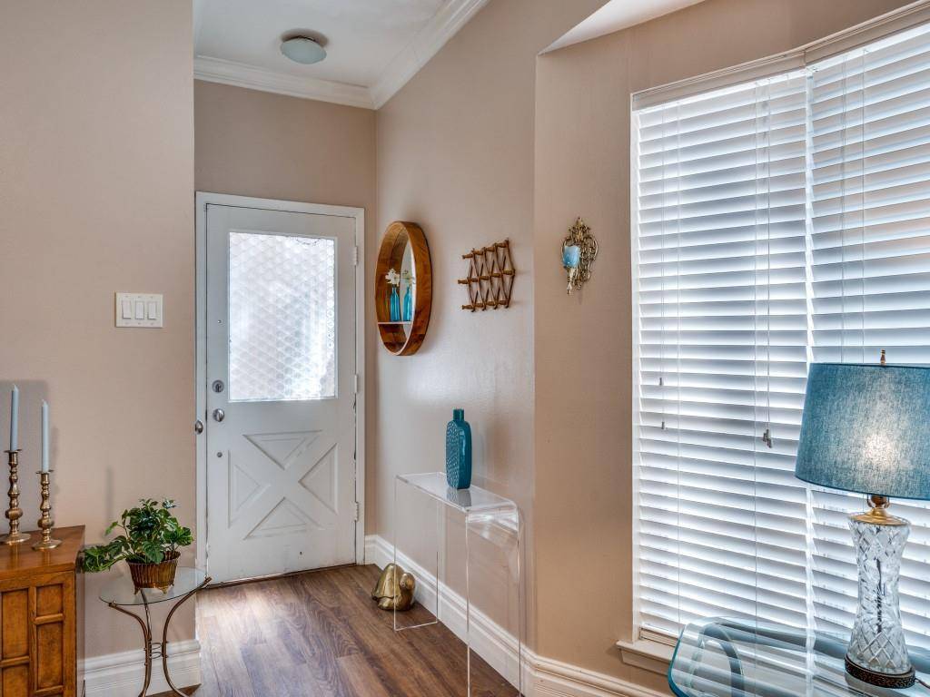 Dallas, TX 75206,6011 E University Boulevard #145