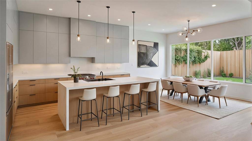 Dallas, TX 75212,1711 Morris Street