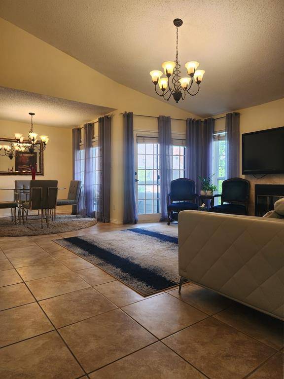 Arlington, TX 76011,2106 Amesbury Drive #220