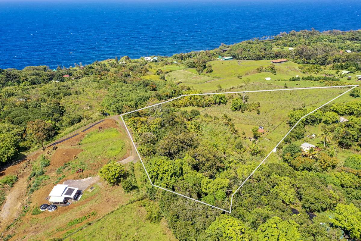 32-351 KAPENA RD, Ninole, HI 96773