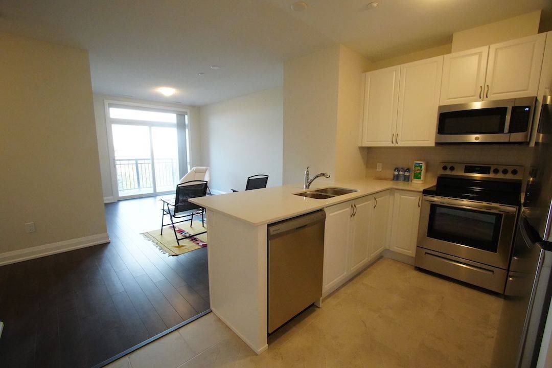 Whitchurch-stouffville, ON L4A 2Z9,5917 Main ST #410