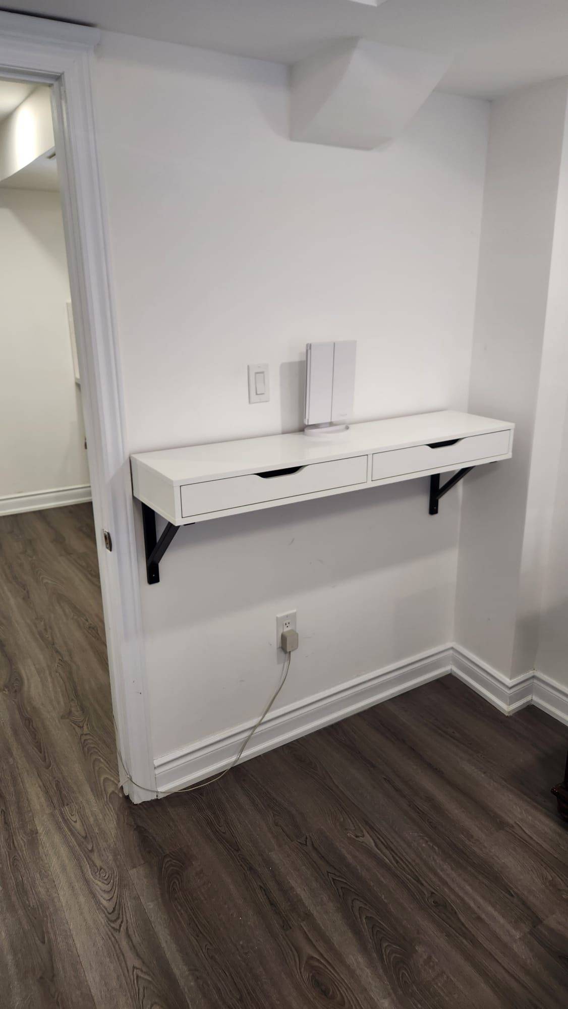 Bradford West Gwillimbury, ON L3Z 4K4,74 Westlake CRES #Basement