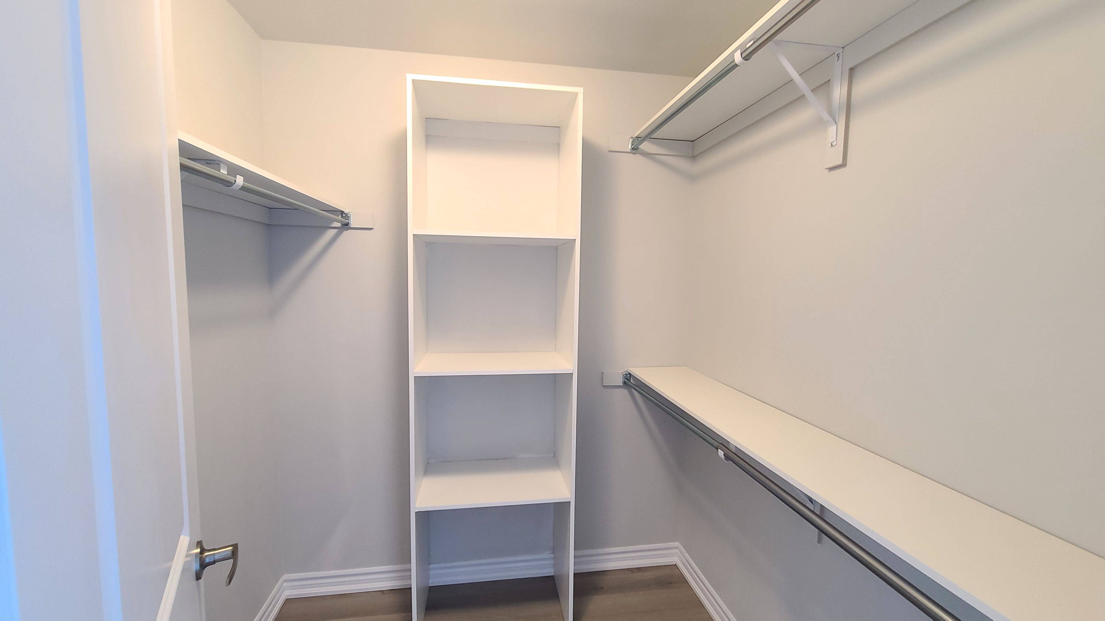 Oakville, ON L6H 7X5,349 Wheat Boom DR #207-A