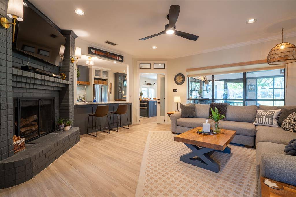 Granbury, TX 76049,9000 Woodlawn Drive