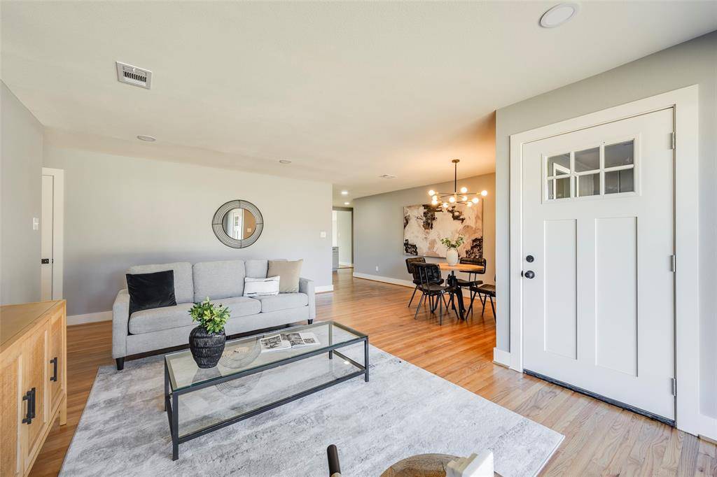 Dallas, TX 75228,10136 San Juan Avenue