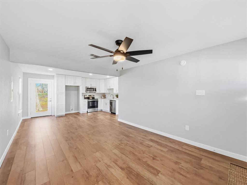 Whitesboro, TX 76273,104 Clark Street