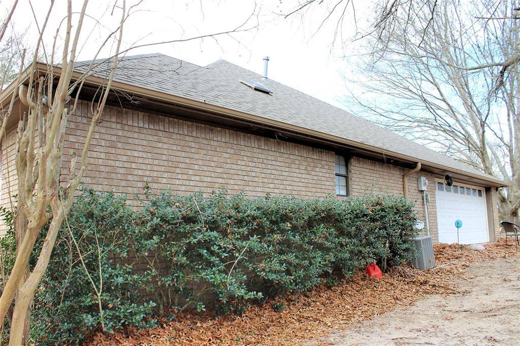 Mineola, TX 75773,237 Lakeside Place Street