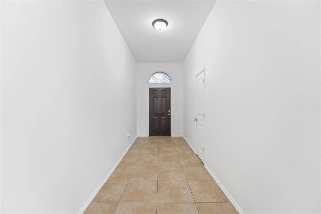 Dallas, TX 75228,3338 Shining Light Drive