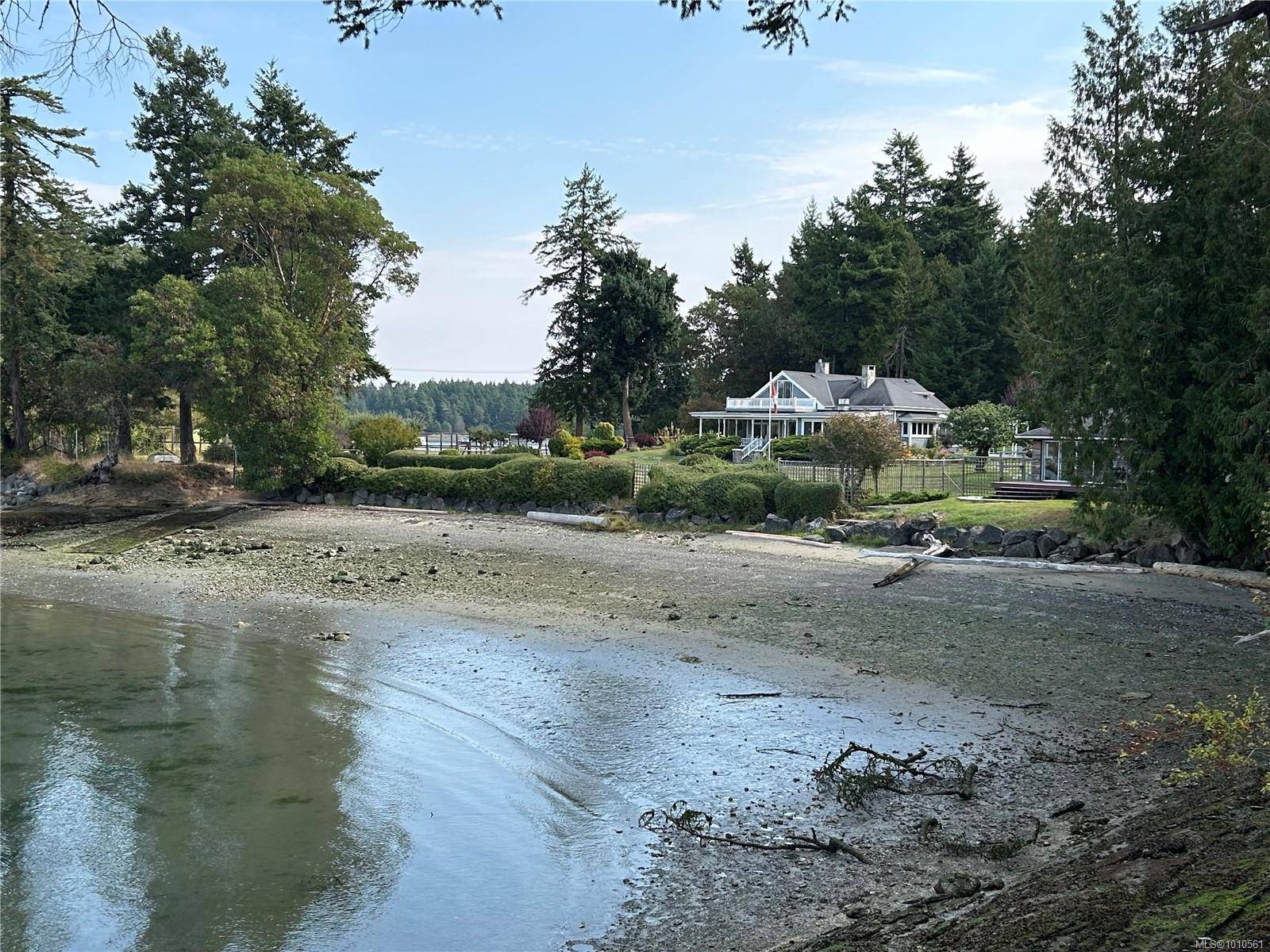 Saturna Island, BC V0N 2Y0,101 Church Bay Rd