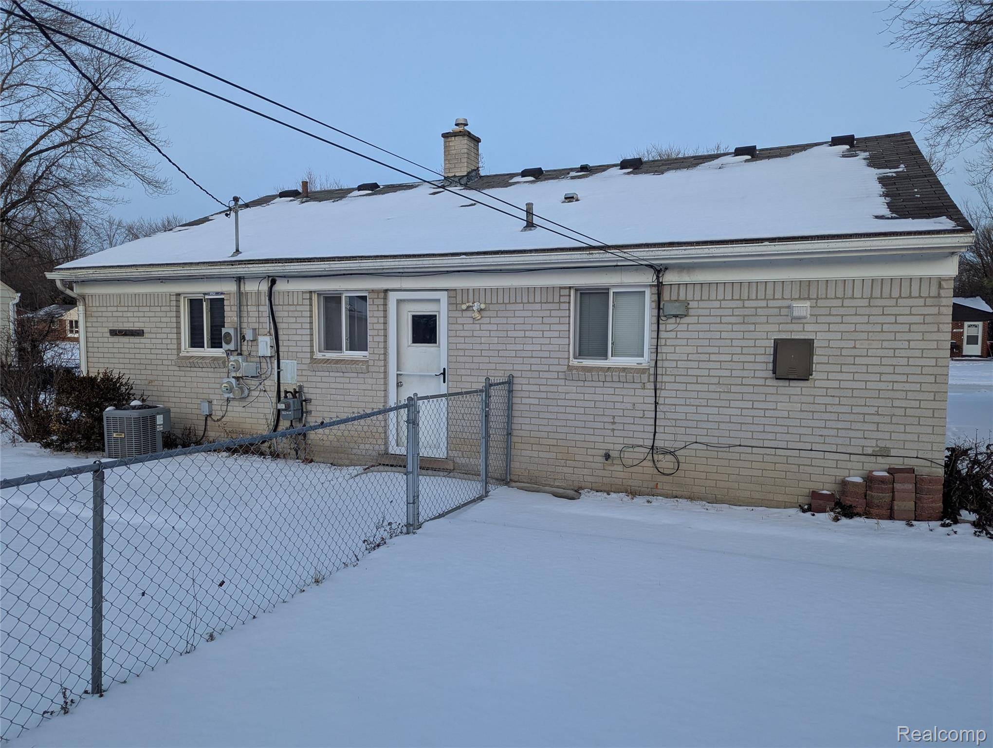 Southfield, MI 48076,28061 Glasgow ST