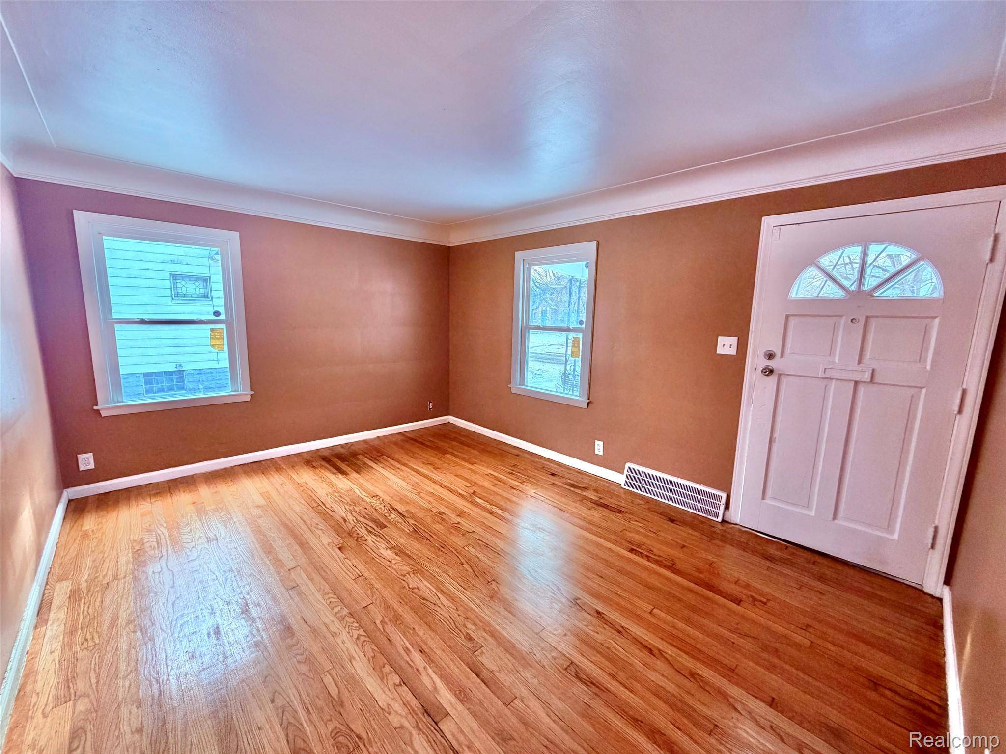 Detroit, MI 48219,16746 Bramell ST