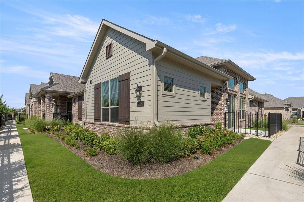 Grand Prairie, TX 75054,2621 St Helena Lane