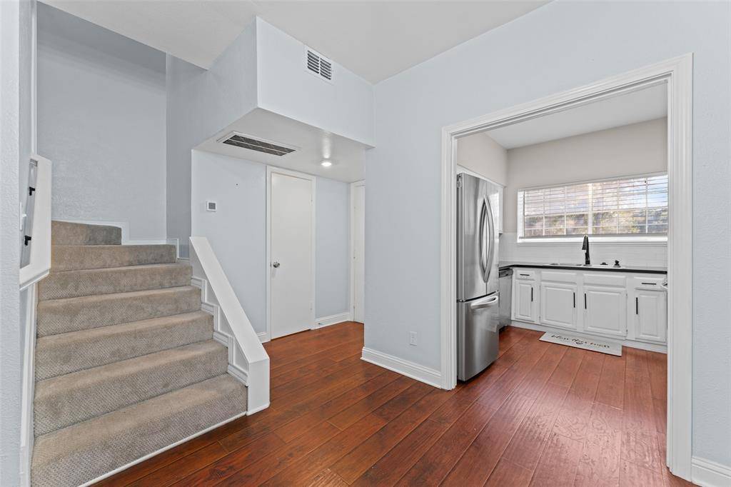 Dallas, TX 75231,9801 Royal Lane #506