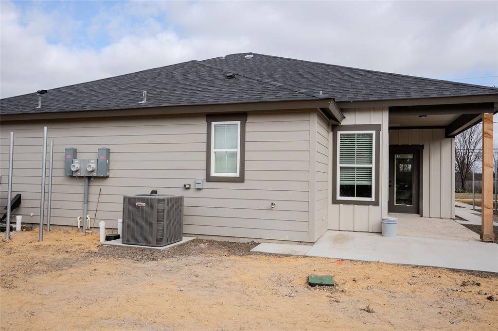 Palmer, TX 75152,380 N Dallas Street