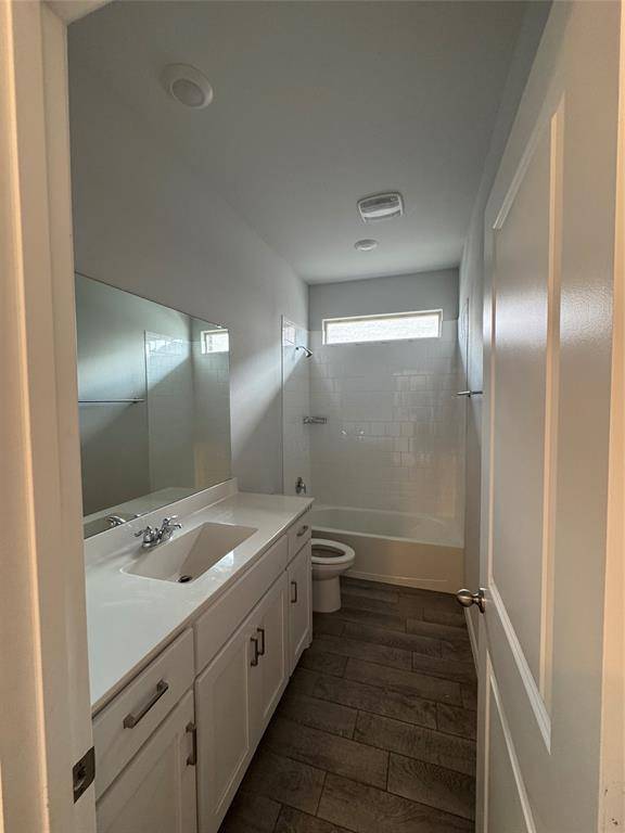 Fort Worth, TX 76179,8645 Mirror Lake Drive