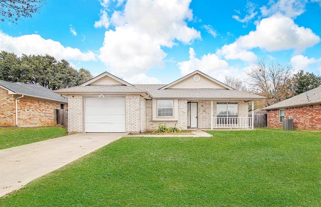 Cleburne, TX 76033,606 Mcanear Street