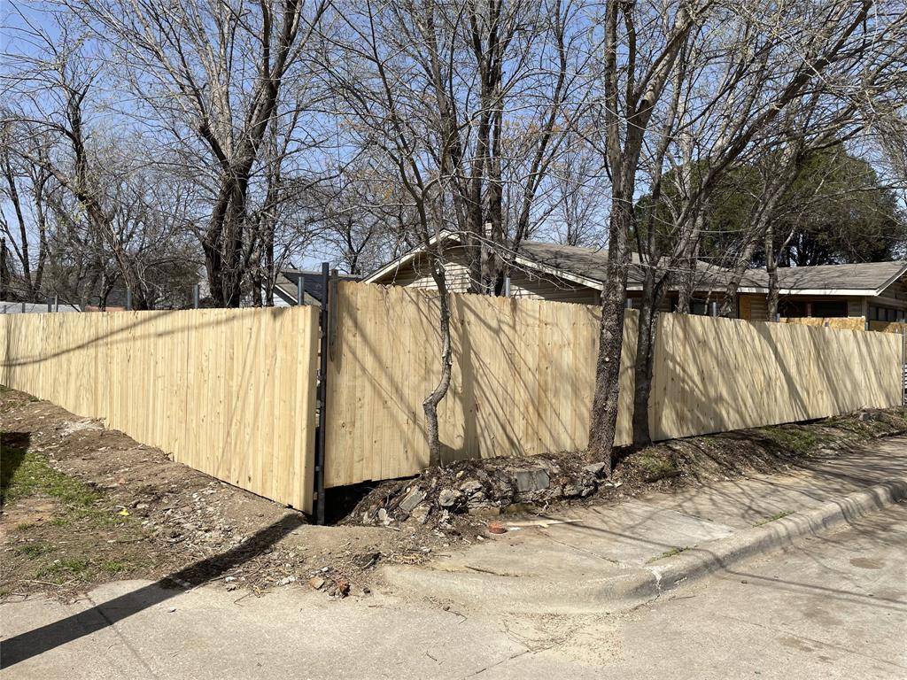 Fort Worth, TX 76104,1136 E Leuda Street