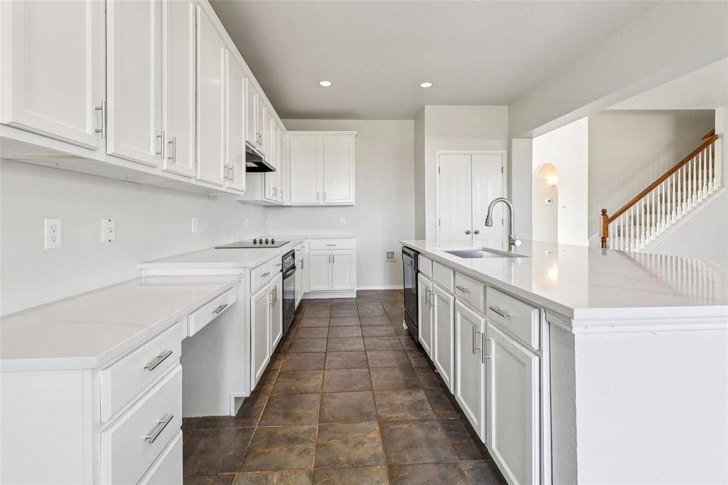 Desoto, TX 75115,1112 Meadowlark Lane