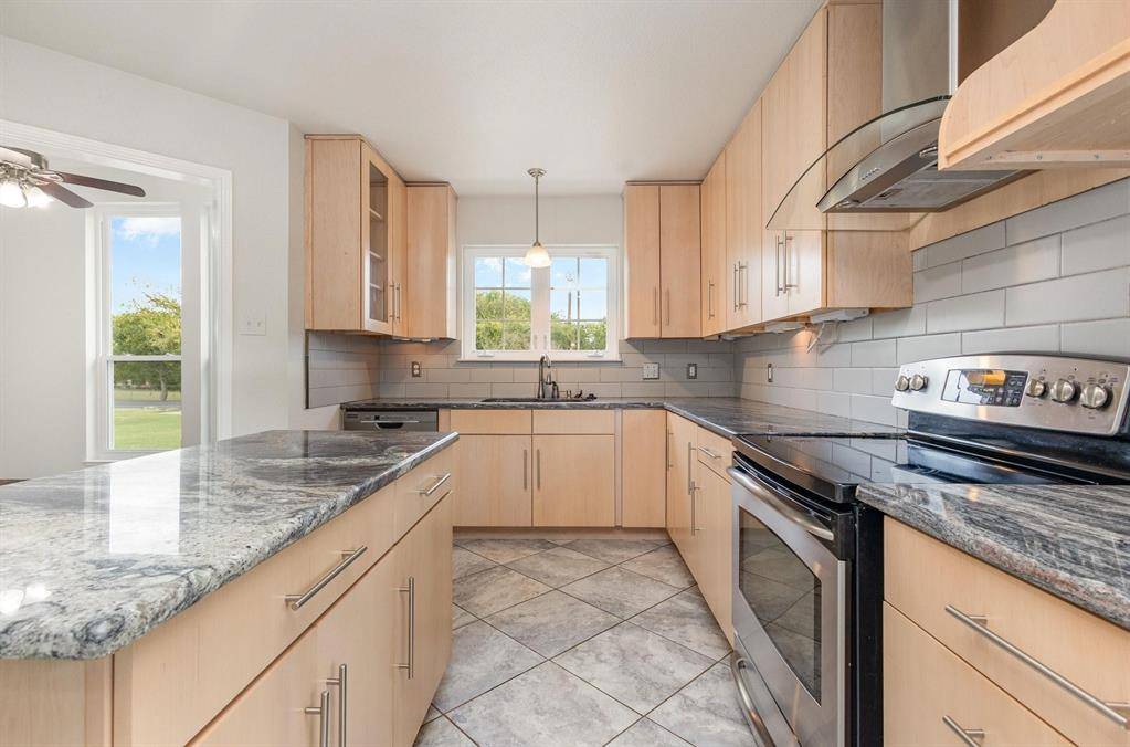 Midlothian, TX 76065,3961 Joe Wilson Road