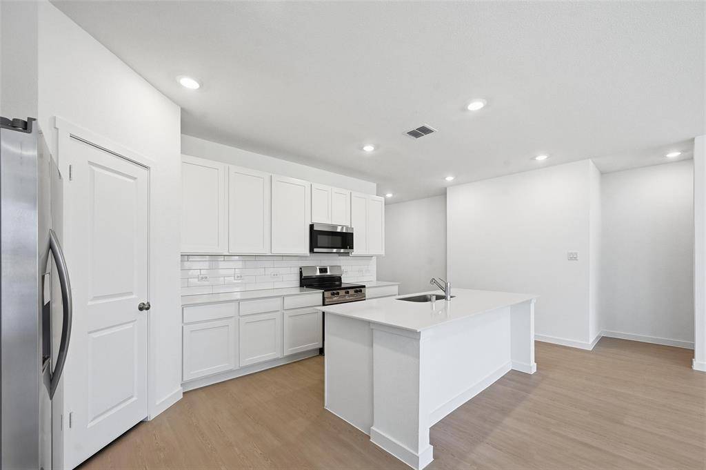 Princeton, TX 75407,6814 Welsh Drive