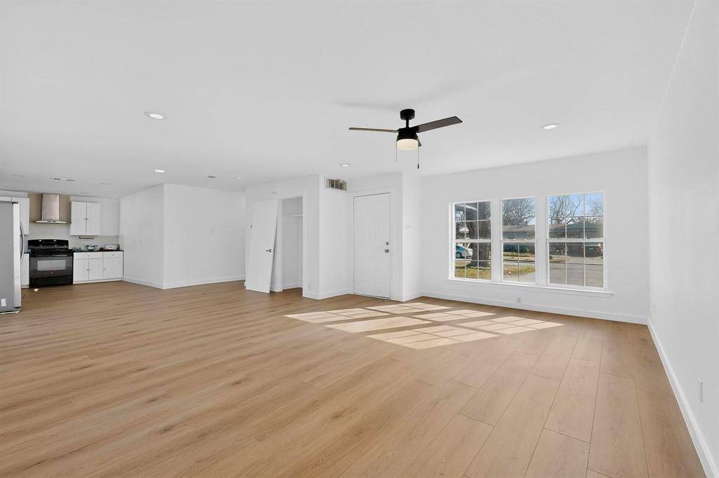 Dallas, TX 75228,2321 Blyth Drive