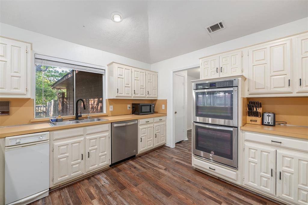 Dallas, TX 75243,12317 Cross Creek Drive