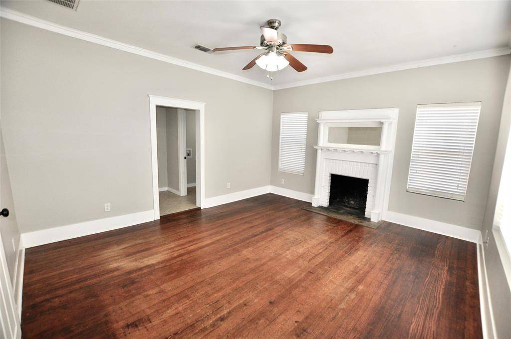 Weatherford, TX 76086,814 Ball Street