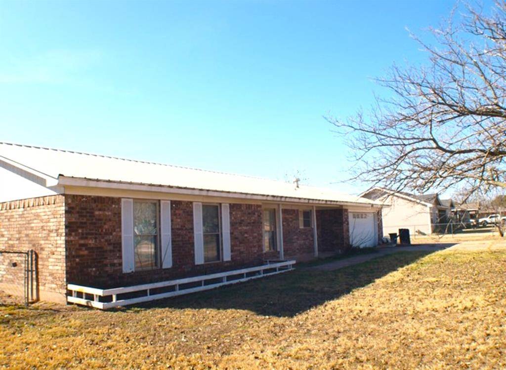 Clyde, TX 79510,511 California Street