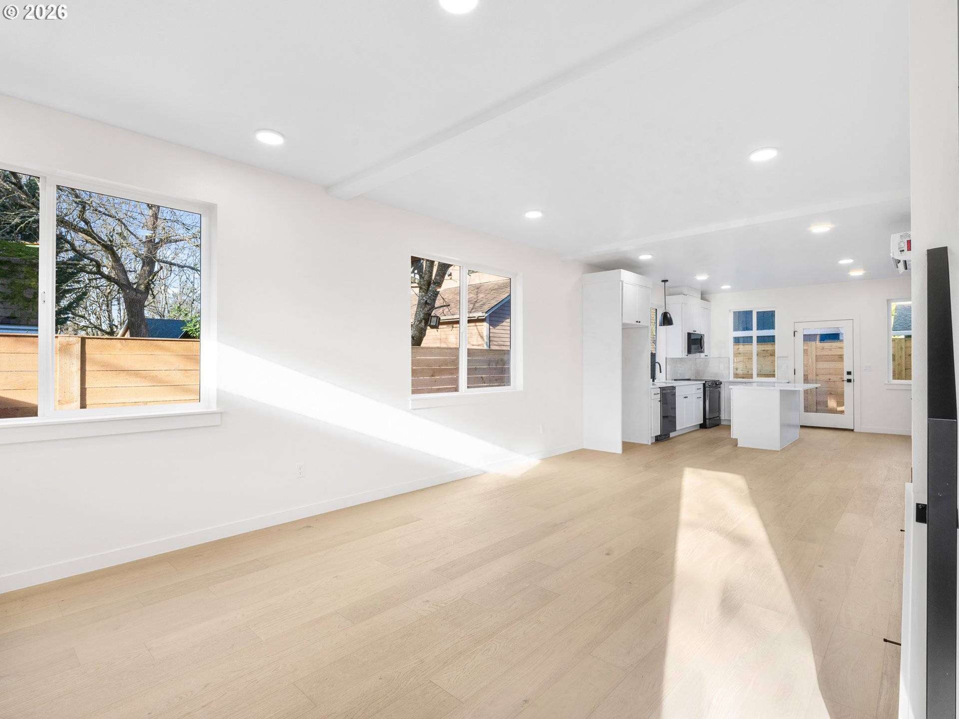 Portland, OR 97206,5945 SE 60th AVE