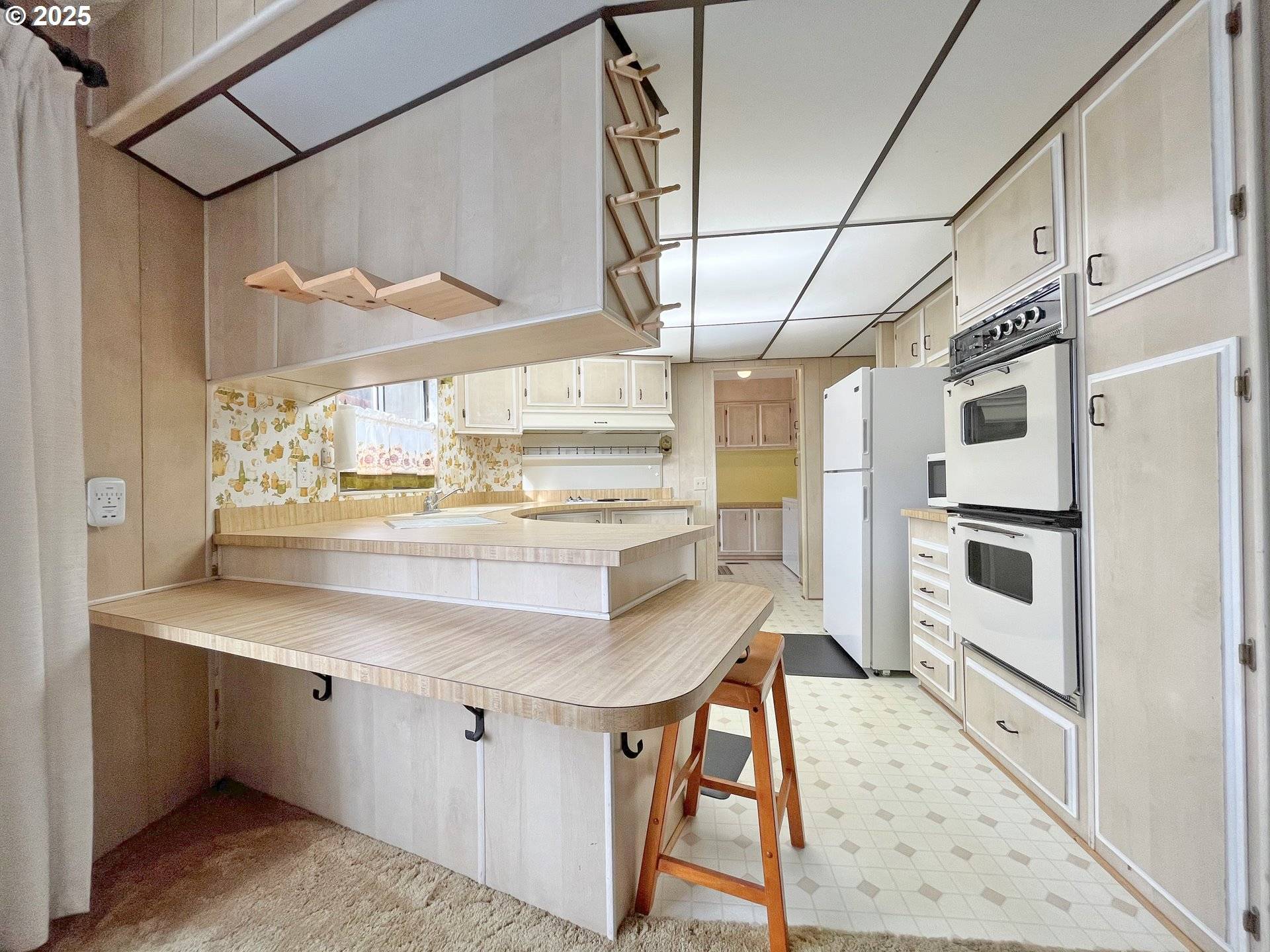 Hood River, OR 97031,1267 Tucker RD #20