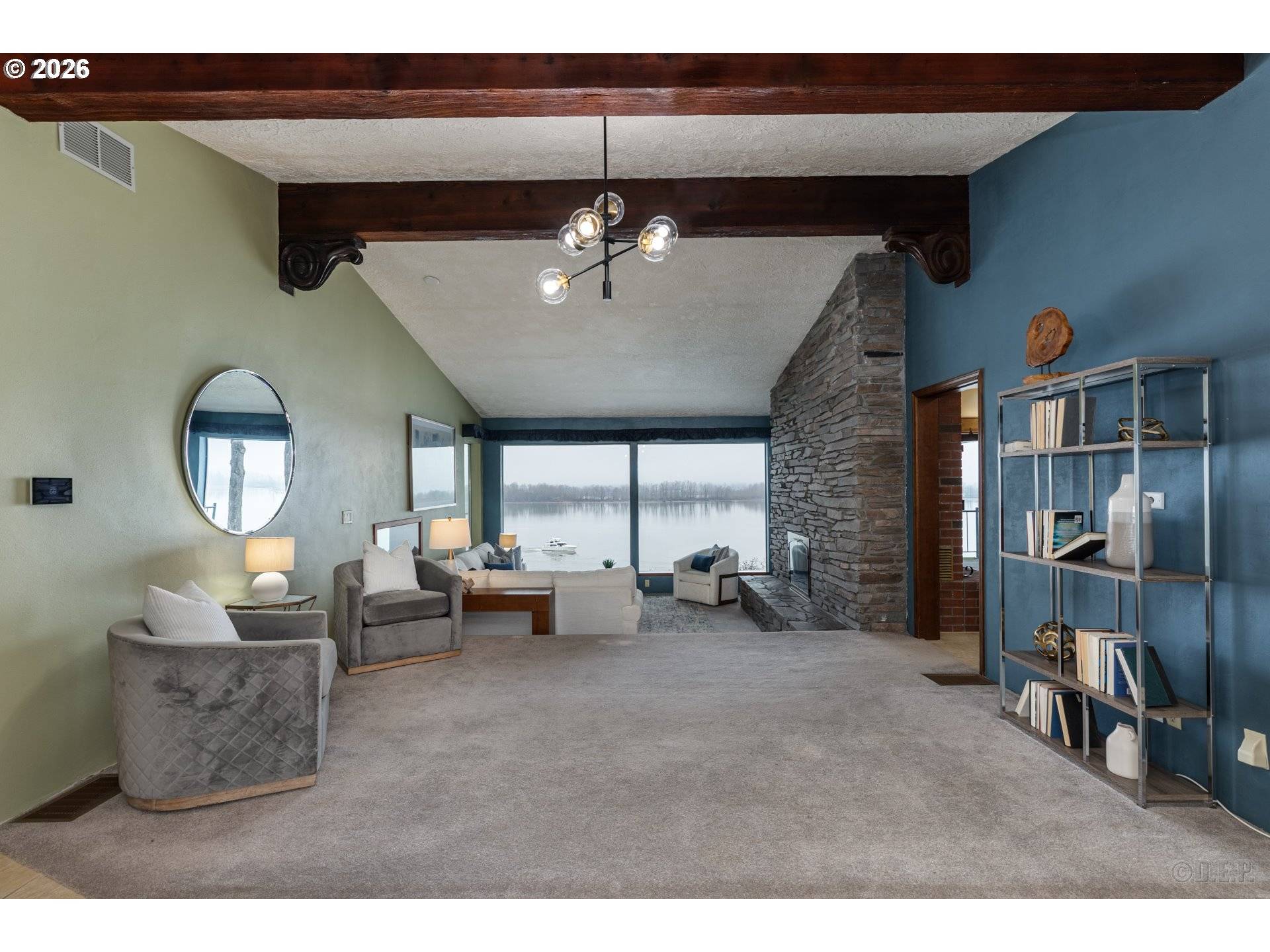 St Helens, OR 97051,555 GREY CLIFFS DR