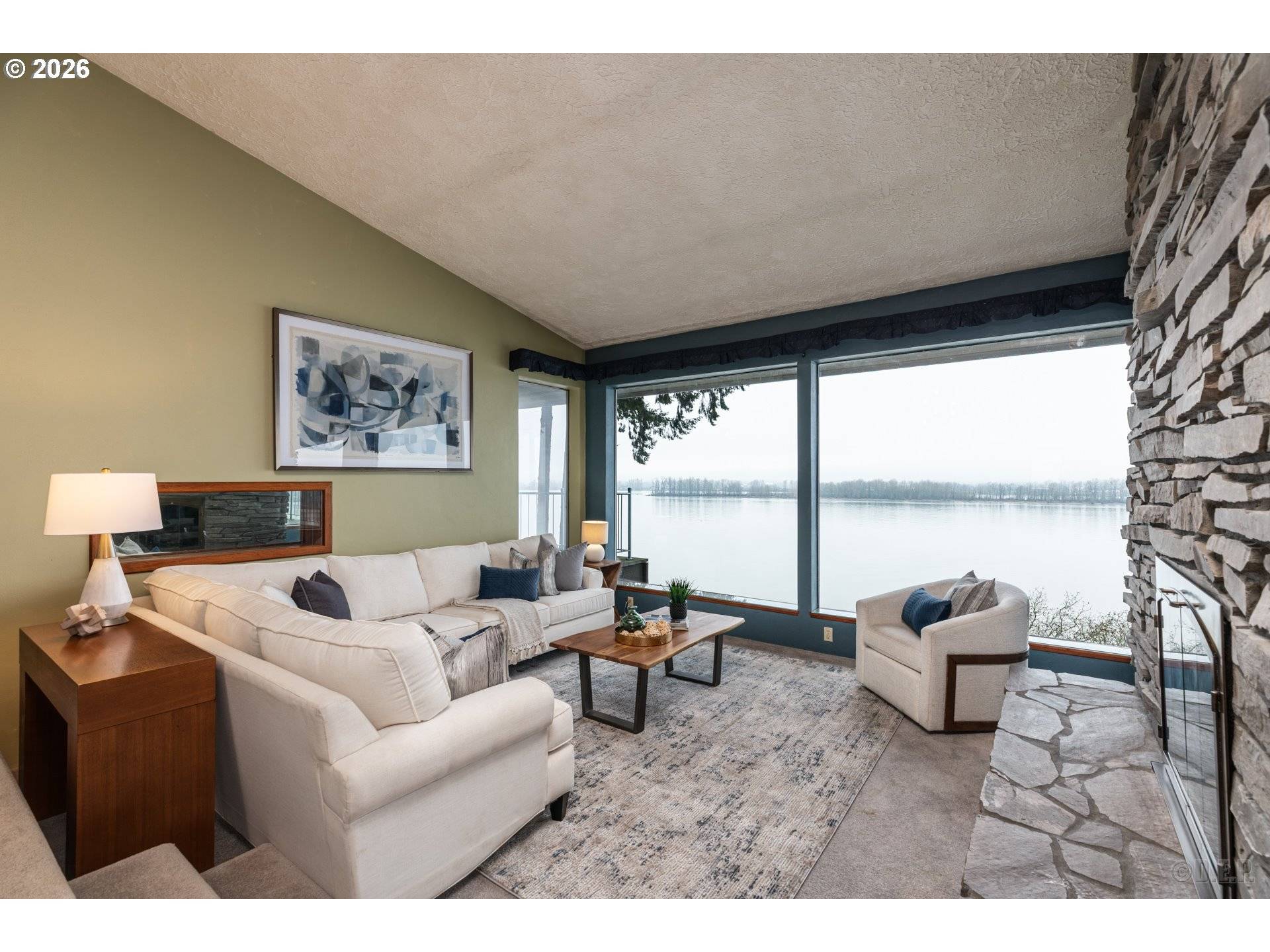 St Helens, OR 97051,555 GREY CLIFFS DR