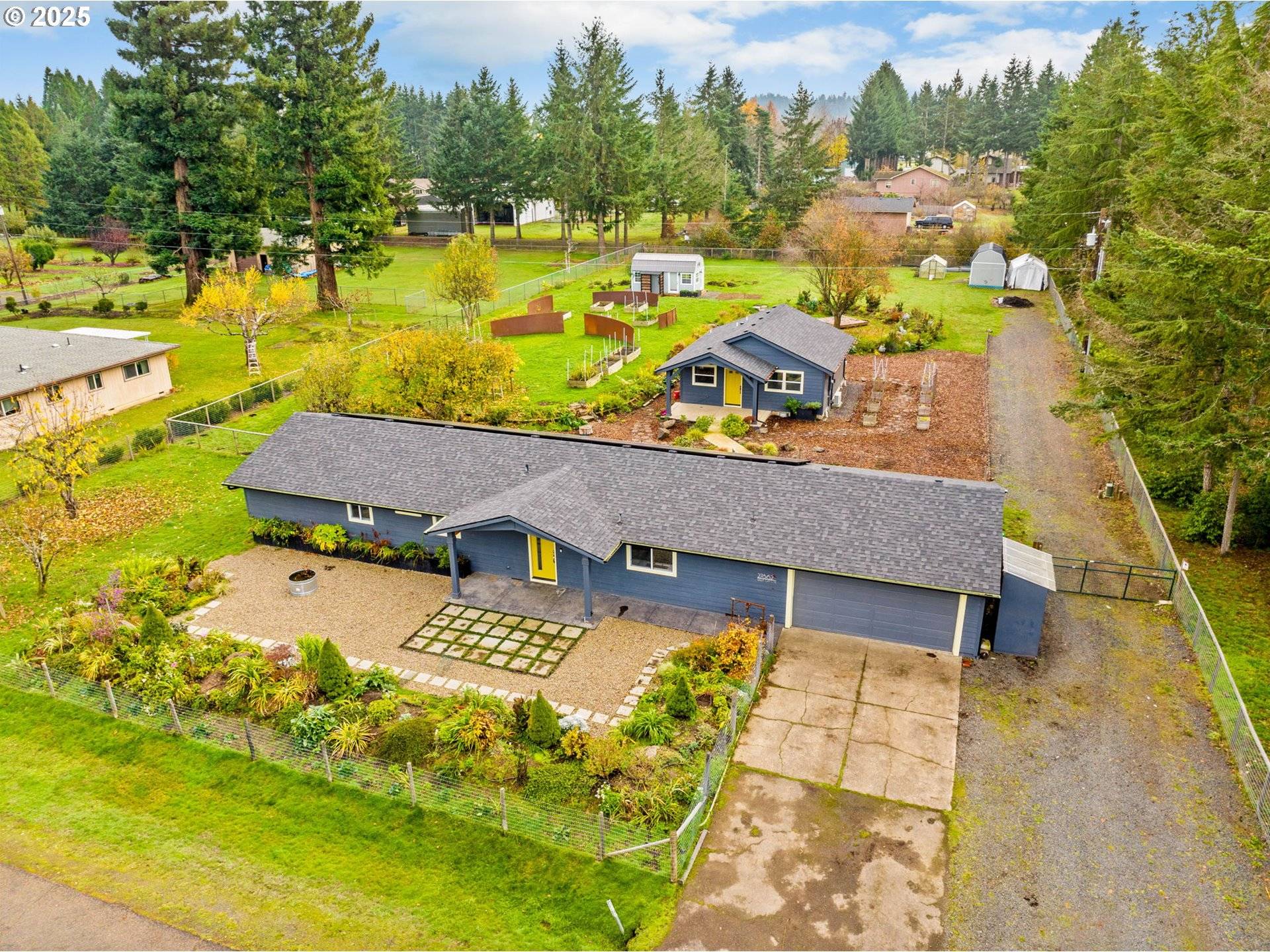 Eugene, OR 97402,27862 GREEN OAKS DR