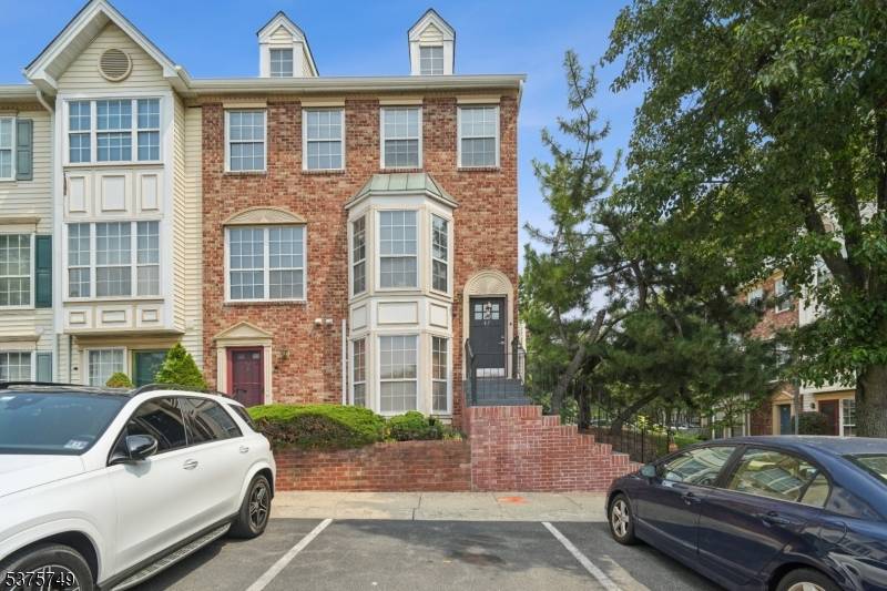 Newark City, NJ 07103,47 Howard Ct